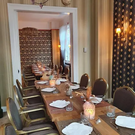 Bed & Breakfast Burgau, C&h Monschau