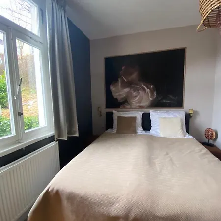 Burgau, C&h Bed & Breakfast