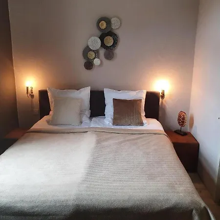 Burgau, C&h Bed & Breakfast