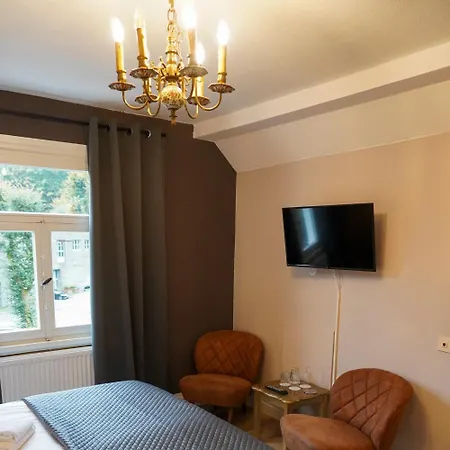 Burgau Alojamento de Acomodação e Pequeno-almoço Monschau