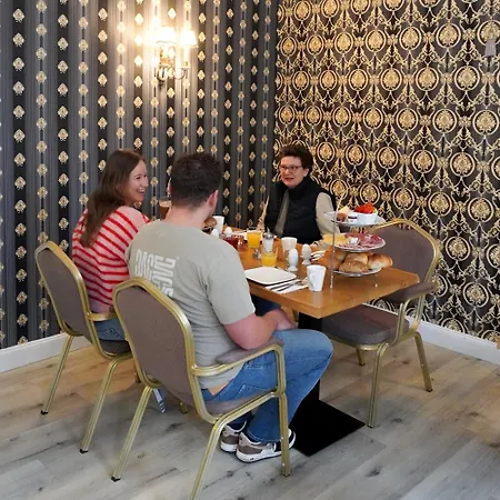 Alojamento de Acomodação e Pequeno-almoço Burgau 3*